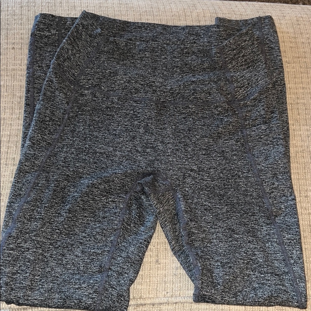 Women’s High-Waist Heathered Gray Leggings